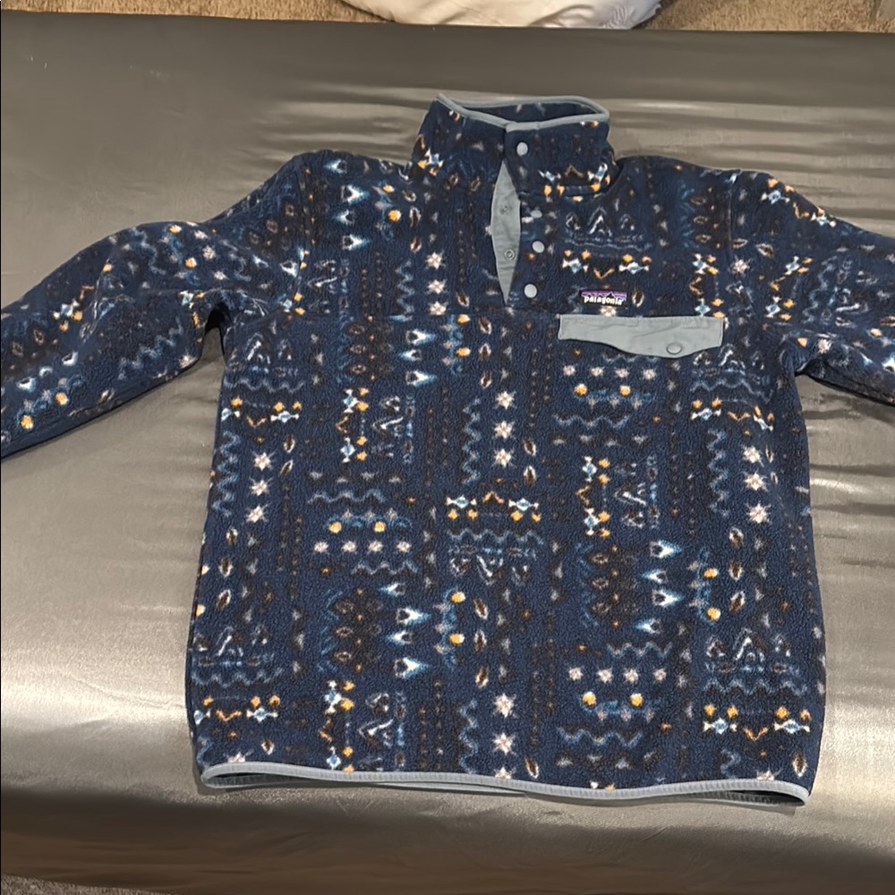 Patagonia Navy Geometric Fleece Pullover
